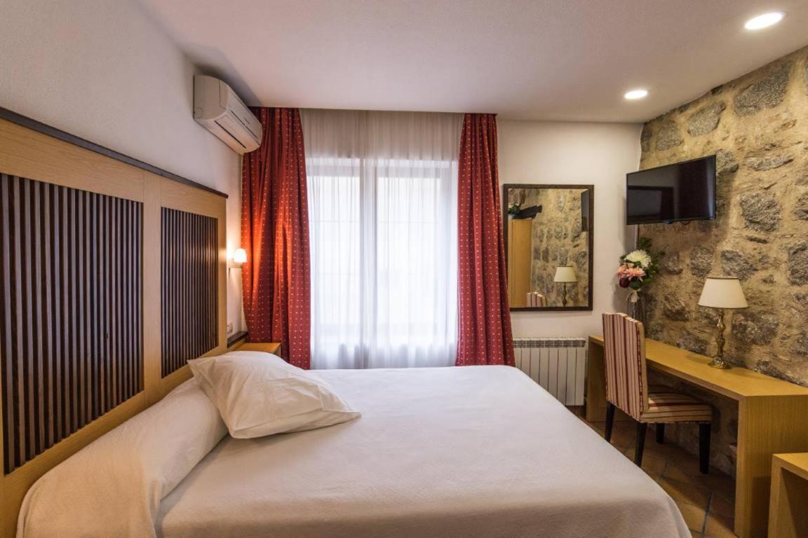 Antika Snoga Hotel Ávila Ngoại thất bức ảnh