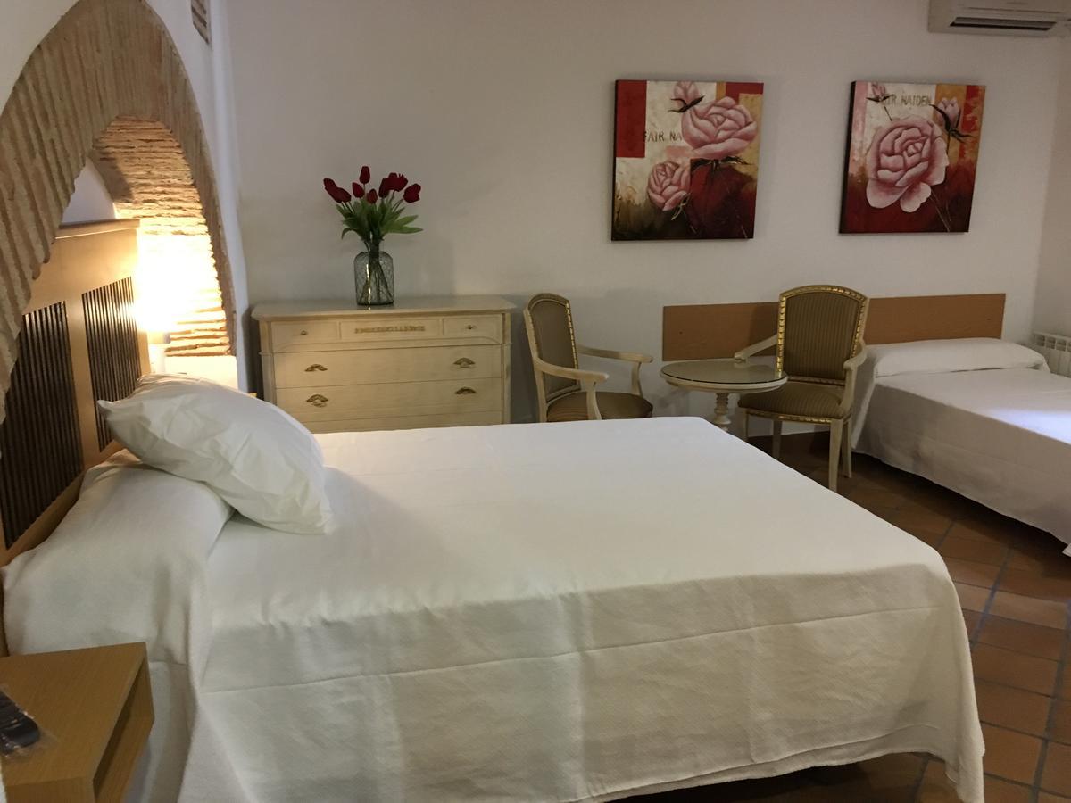 Antika Snoga Hotel Ávila Ngoại thất bức ảnh