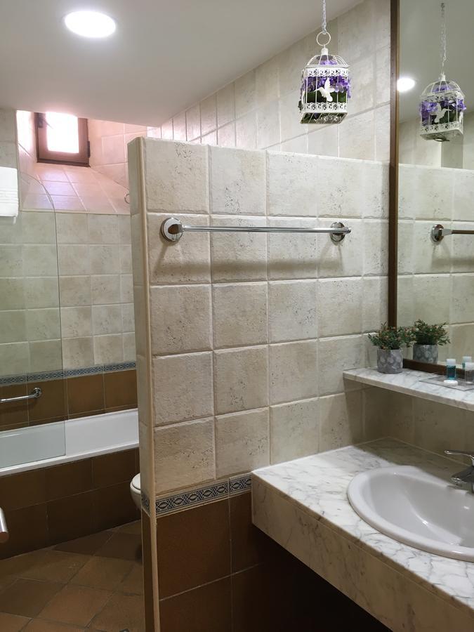 Antika Snoga Hotel Ávila Ngoại thất bức ảnh